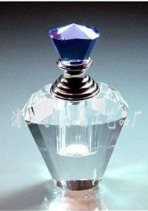 匠心獨運，璀璨綻放——浦江縣遠鵬水晶工藝品廠的工藝之美